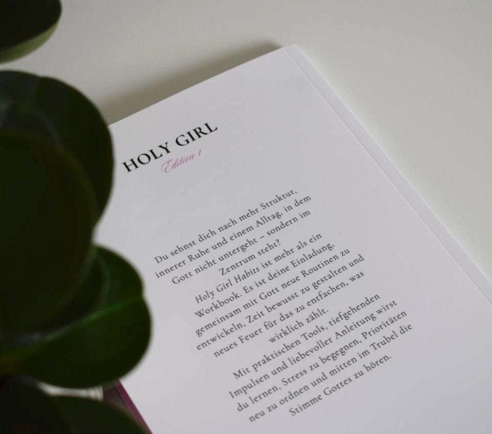 HOLY GIRL - BUNDLES